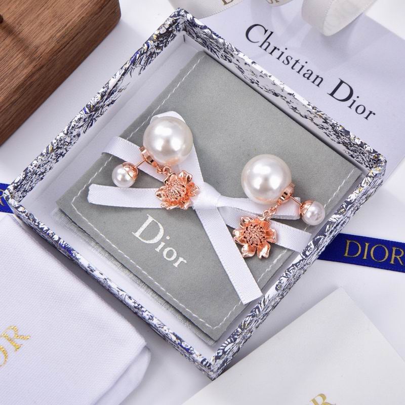 Dior Lotus Pearl Earrings 824