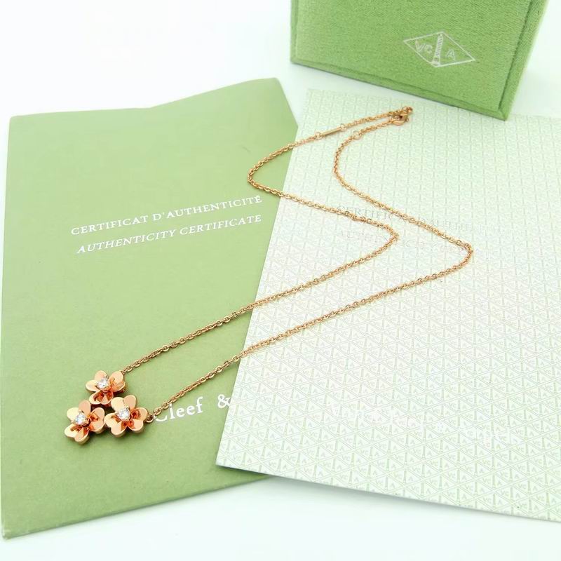 Van Cleef & Arpels Three-Flower Pendant Necklace