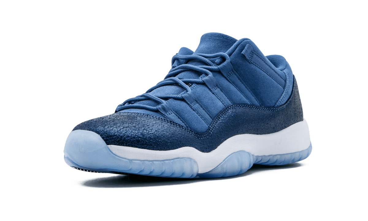 Air Jordan 11 Retro Low GS "Blue Moon" 580521 408
