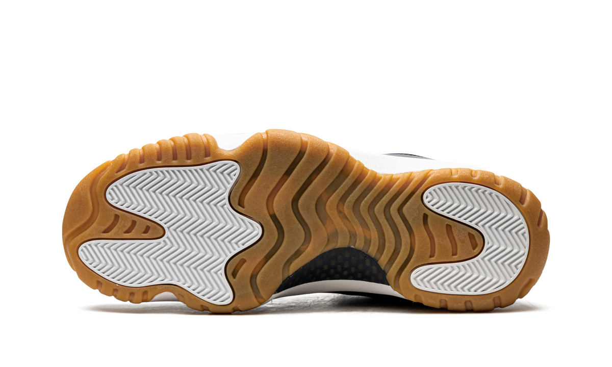Air Jordan 11 Retro Low "Navy/Gum" 528895 405