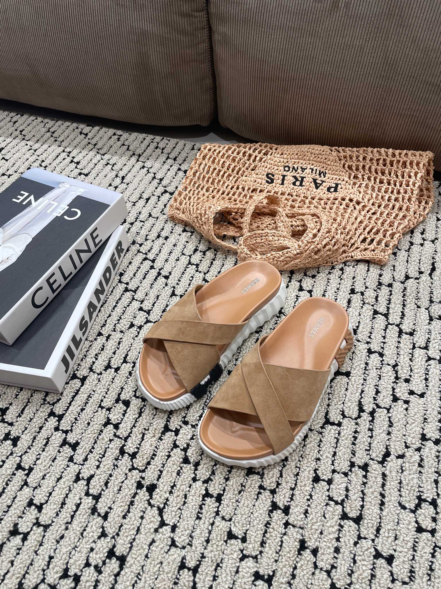 HERMES INFRA SANDAL PINK NUDE SUEDE