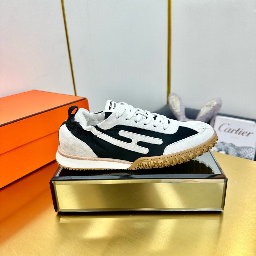HERMES JET SNEAKER IN WHITE MIX BLACK SUEDE