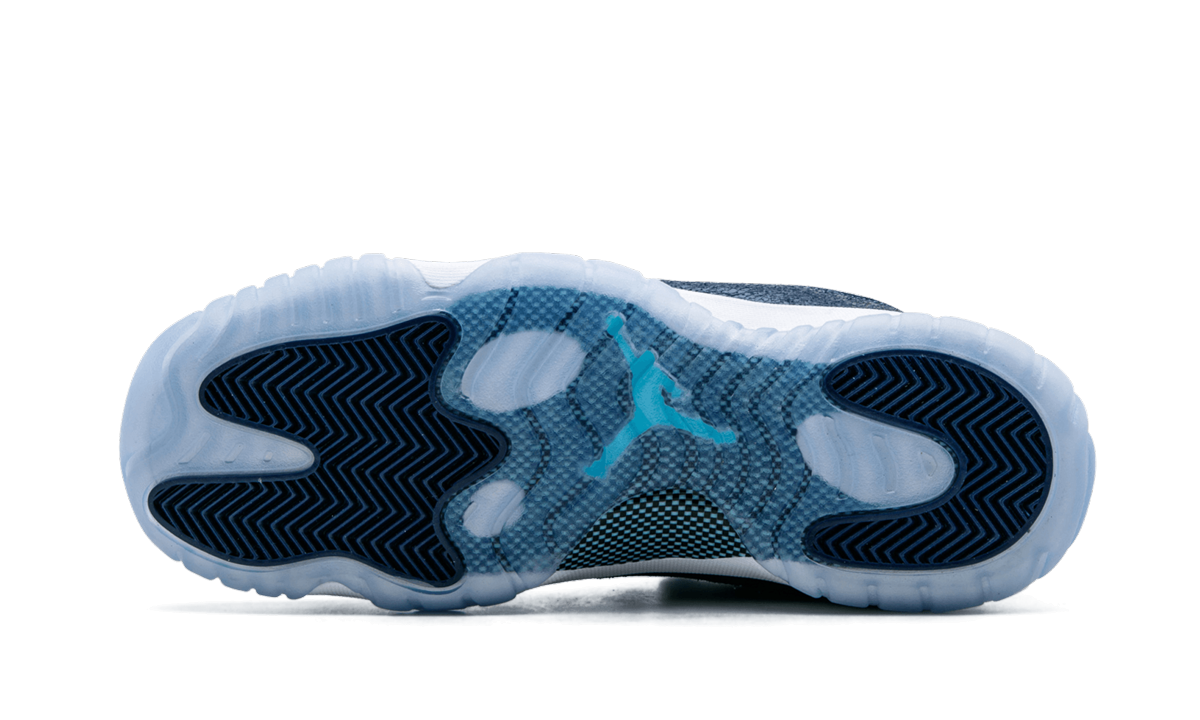 Air Jordan 11 Retro Low GS "Blue Moon" 580521 408